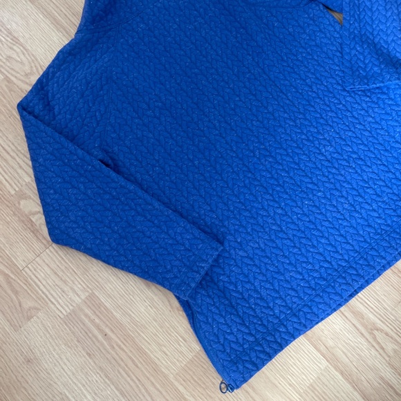 T By Talbots Blue Shimmer Quilted Side Zip Pullover Size 1X - Picture 8 of 8